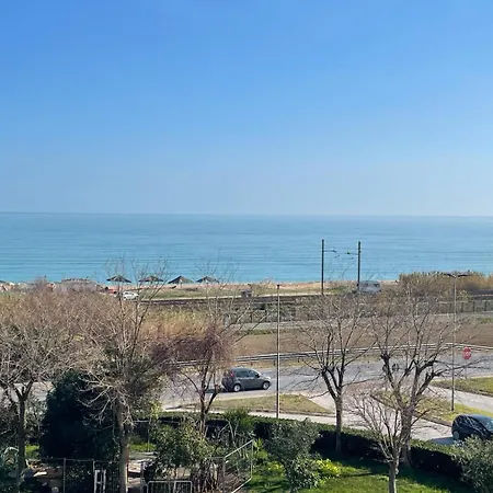 Appartement Terrazza Sul Mare Accesso Mare Diretto Civitanova Marche